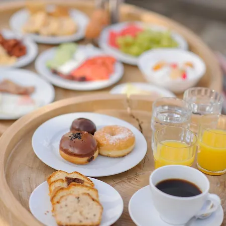 Selini ηotel (adults Only) ホテル 3*