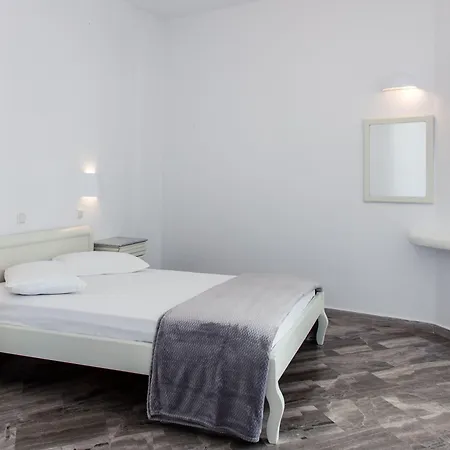 Selini ηotel (adults Only) Kamari (Santorini)